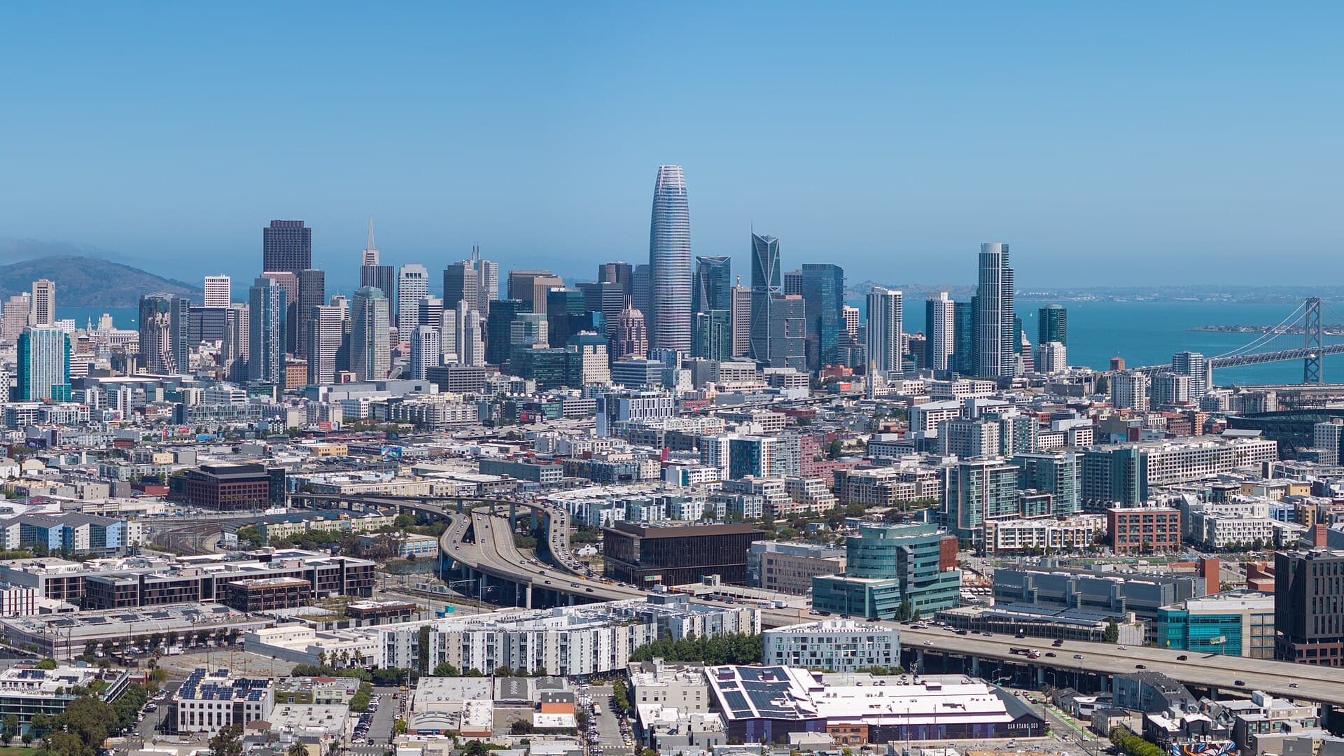 Downtown San Francisco, California skyline