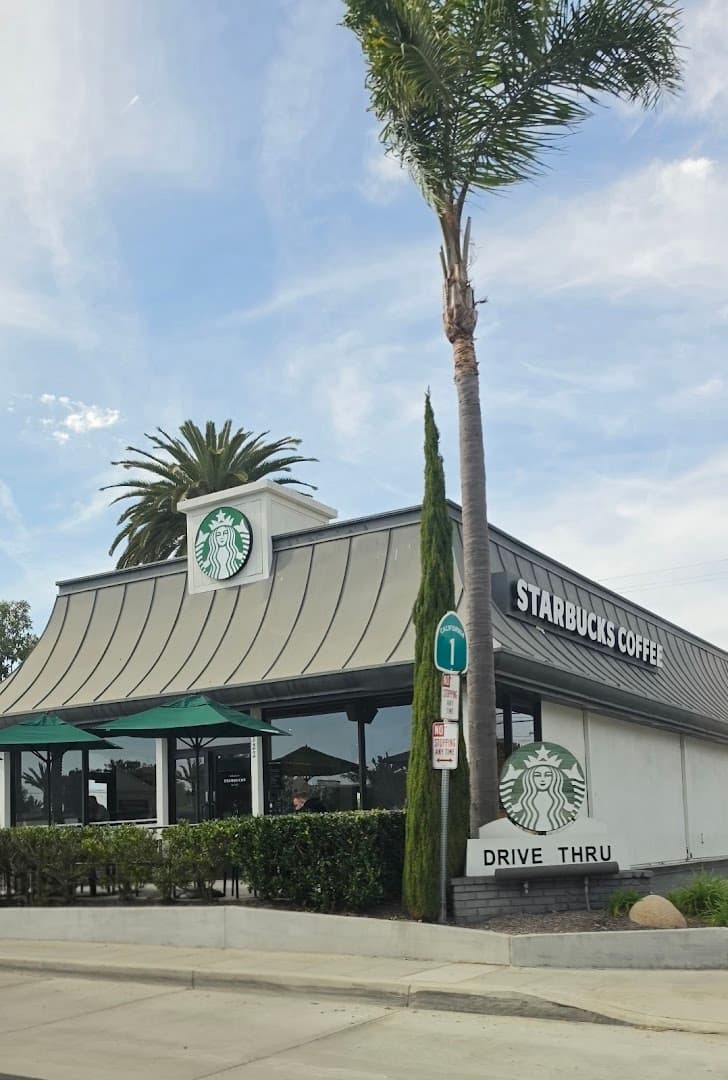 Starbucks Starbucks in Dana Point, California — photo 3 of 5